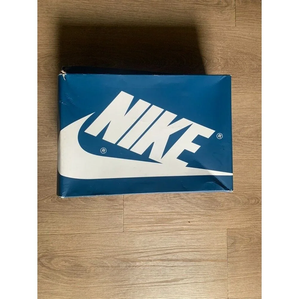 Nike Air Jordan 1 Retro High OG True Blue Size 9.5 DZ5485-410 w/ Box Laces